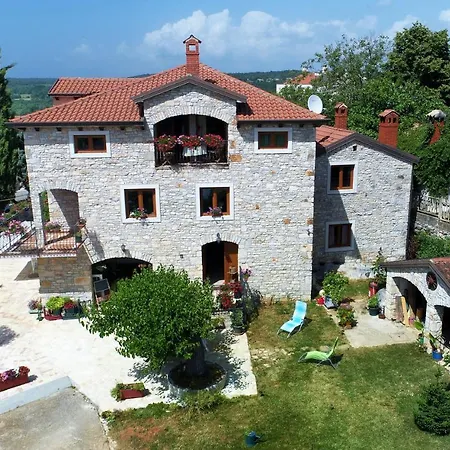 Holiday House Lena Baderna
