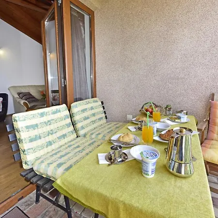 Gæstehus Holiday House Lena Baderna
